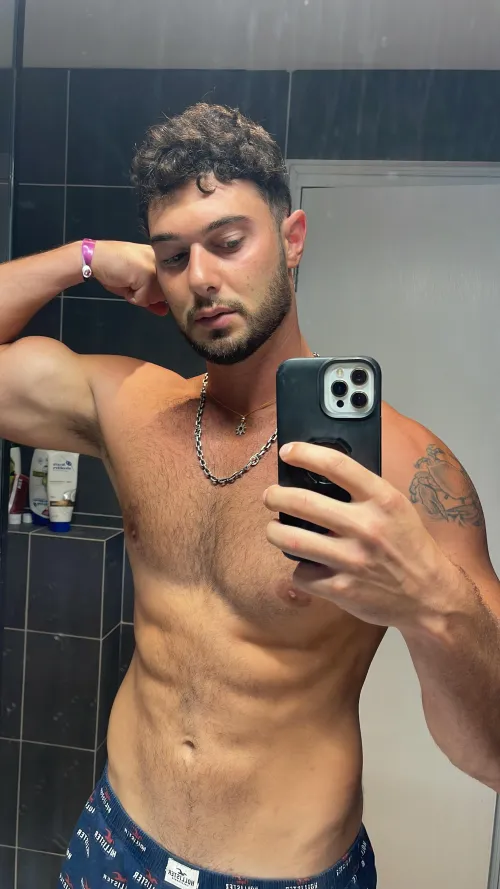 Hope you like how I flex it