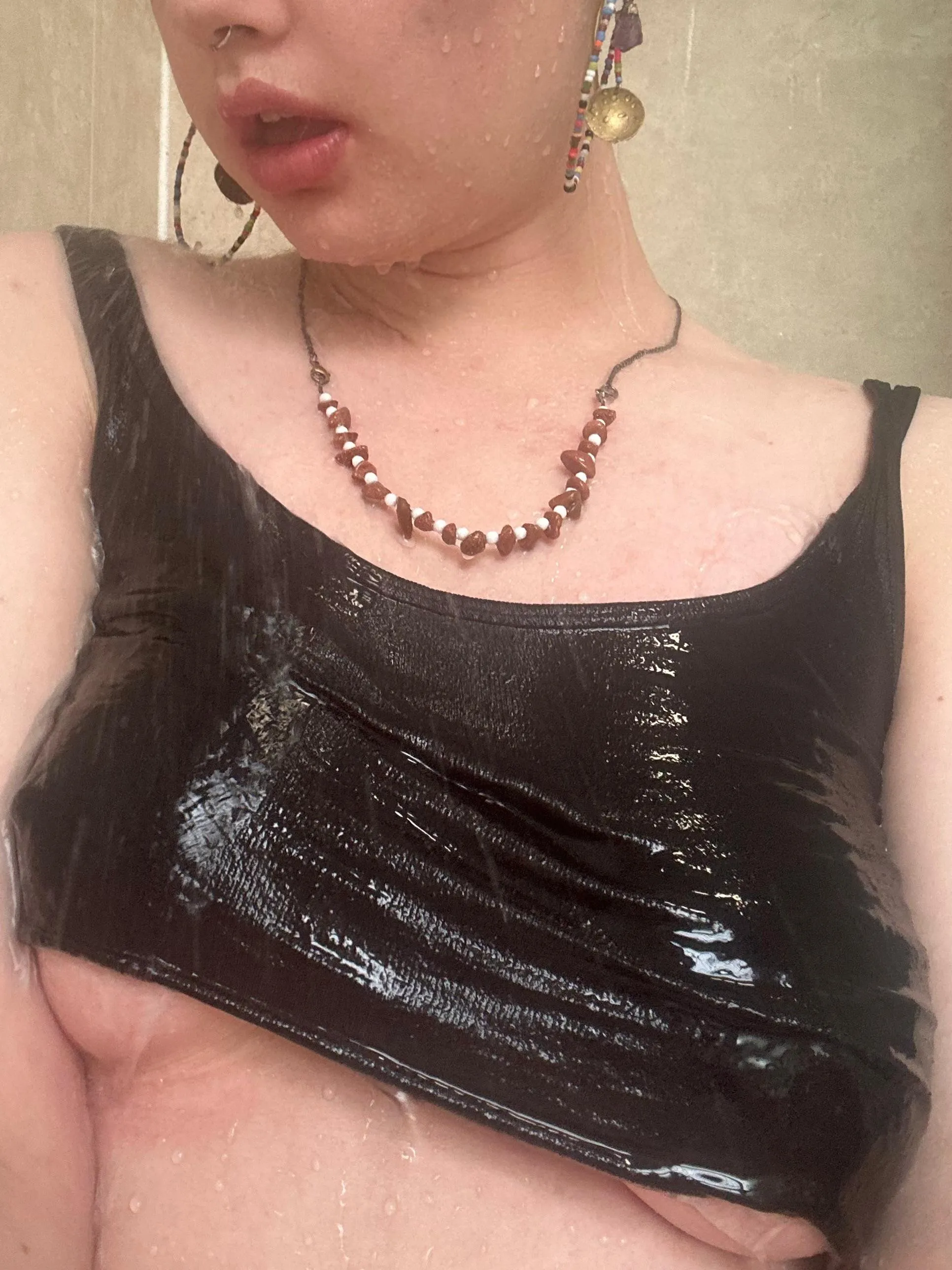 If i entered a wet t-shirt contest would you vote for me?