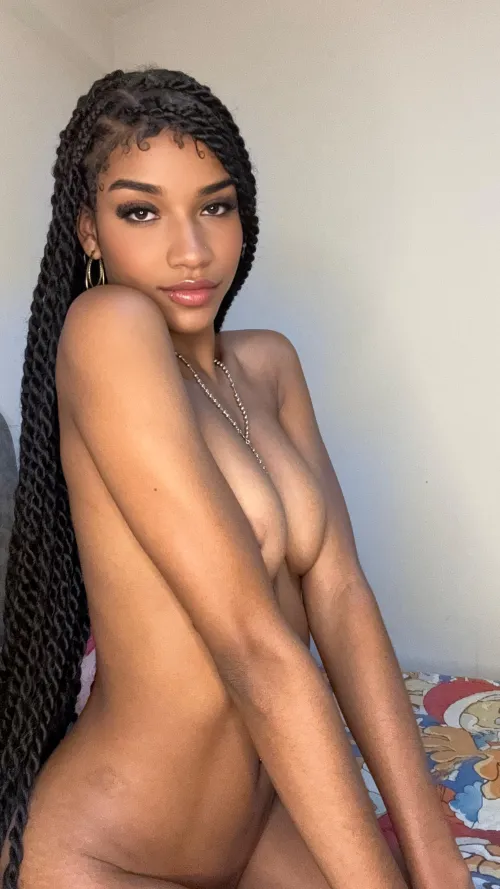 I'm just a simple girl who's trying her best to look good