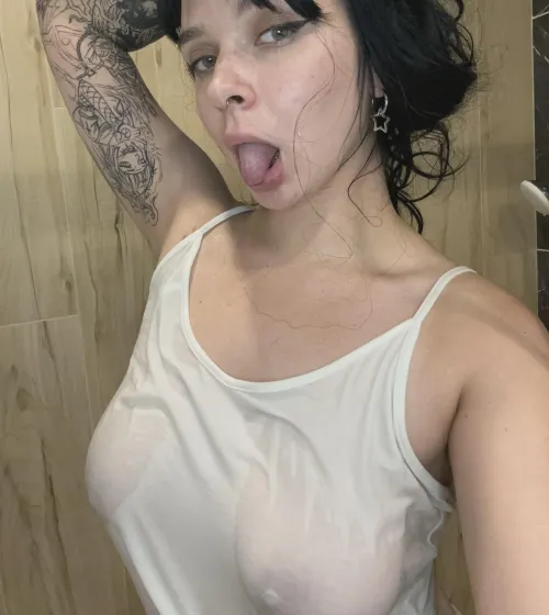 Let's have a wet t-shirt contest
