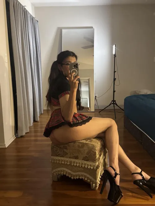 30 [213] CD4A. Looking for this weekend