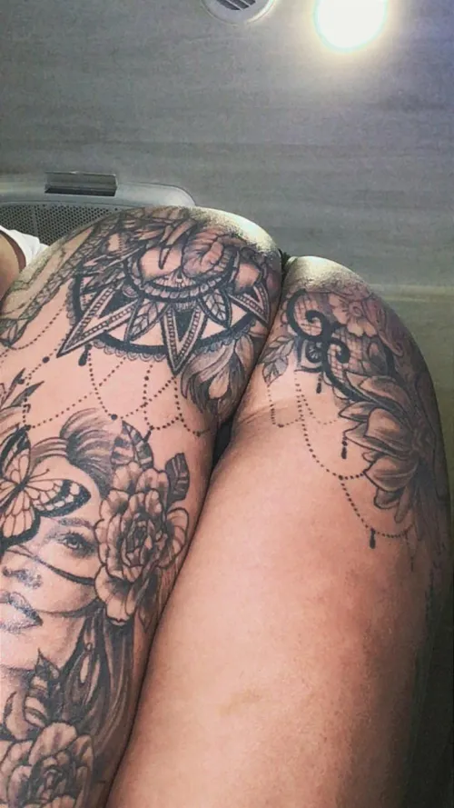 Hot wife looking to be shared Labor Day weekend. Hubby loves sharing me and I love to please, will be in town Labor Day weekend let’s have a drinks and see what the vibe is