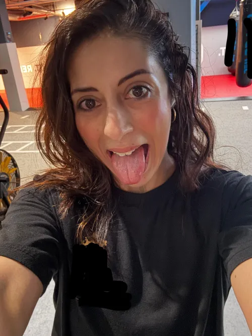 Kickboxing gets me so sweaty… please help clean me up