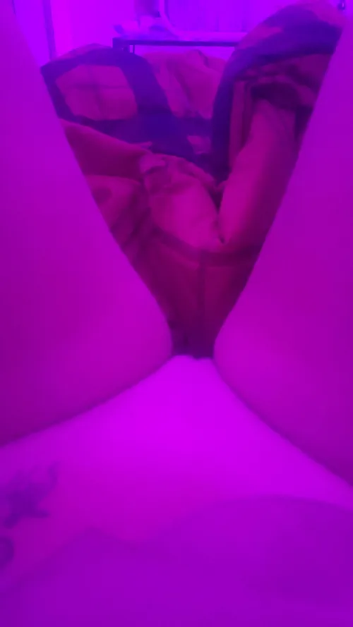 My pov when ever I lay nude I'm bed