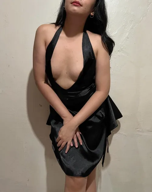 small tits = more closer to the heart❤️