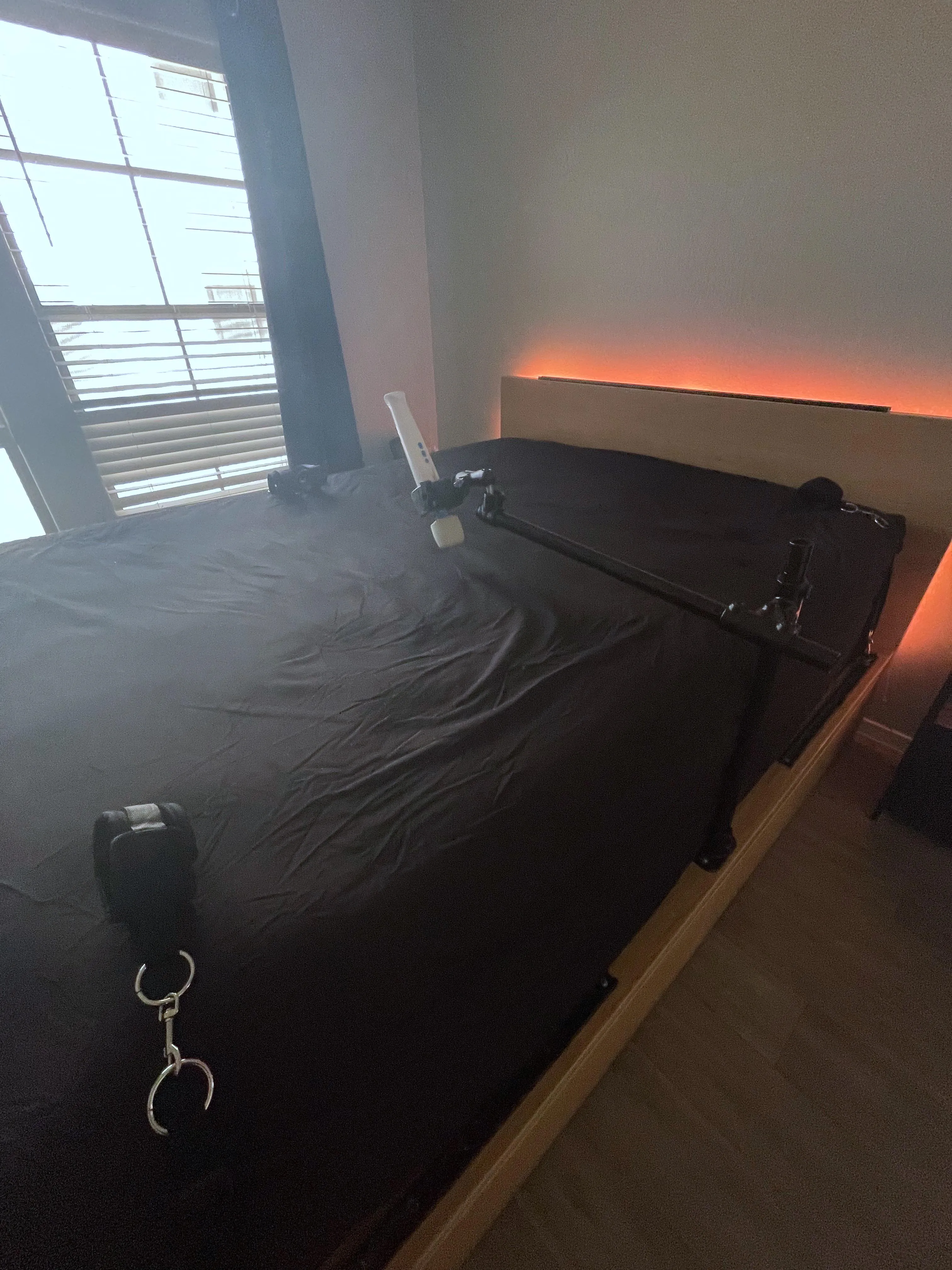 A little steel pipe setup on the bed I made from my leftovers