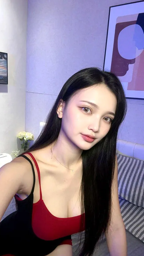 Feels like pretty lol , am I the type of asian u dream off?