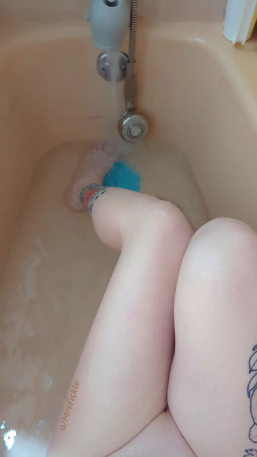 Tub is filling up, and look! I made space for you.