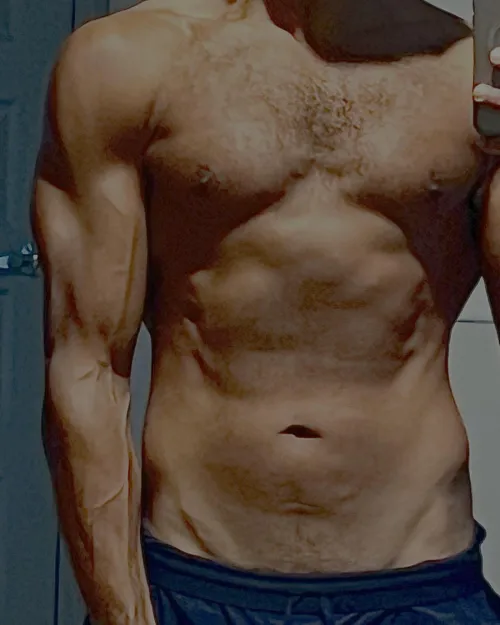 28 m hosting glory hole. HMU