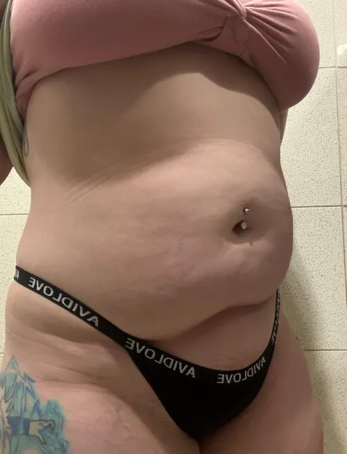 Bisexual black panties tend to show everything!