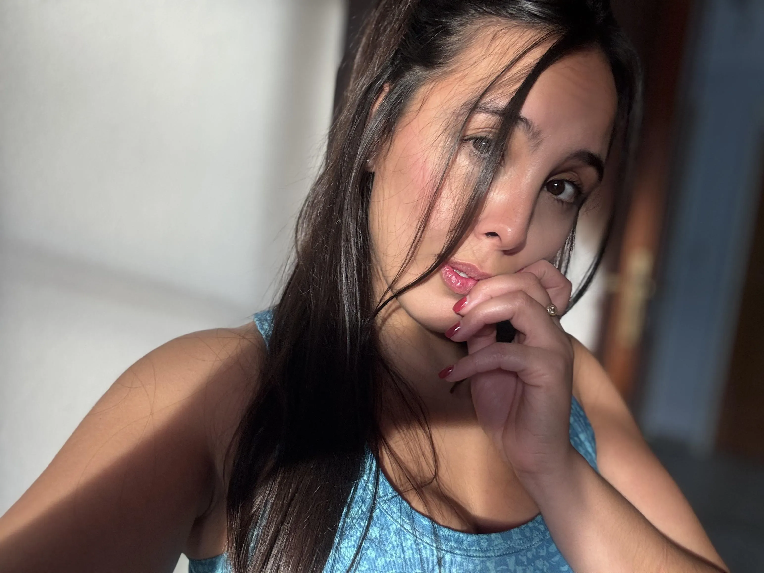 I’ve got that “buy me something” face… and you’ve got that “yes, my queen” look 😈🎀