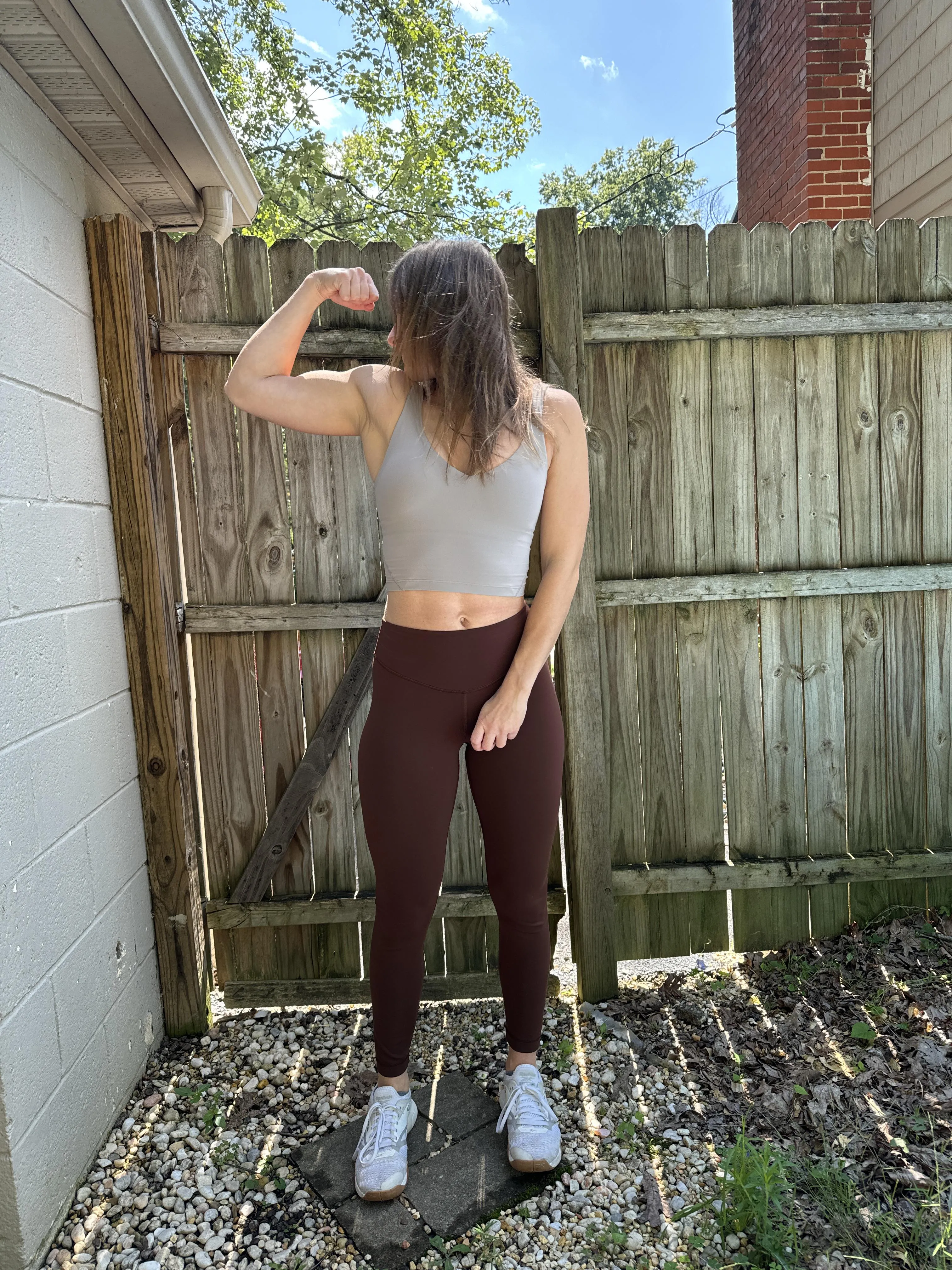 get you a girl that loves upper body (oc)