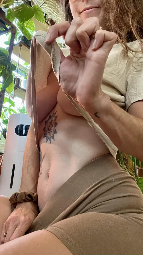 A little sunshine from the morning sun ☀️ [img]