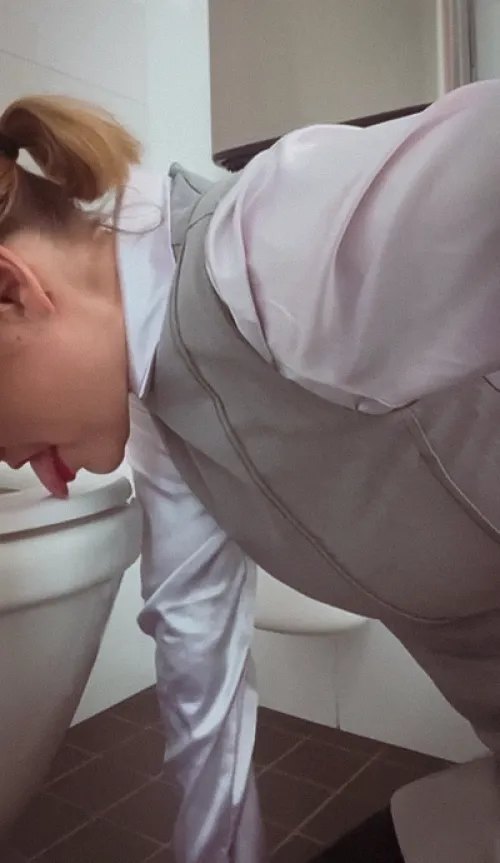 I clean toilet after Sir has used it