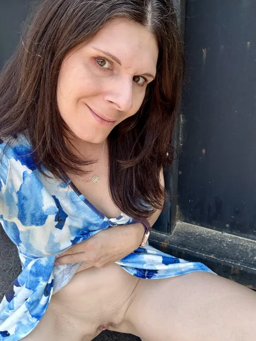 Providing an uplifting unbashful spirit