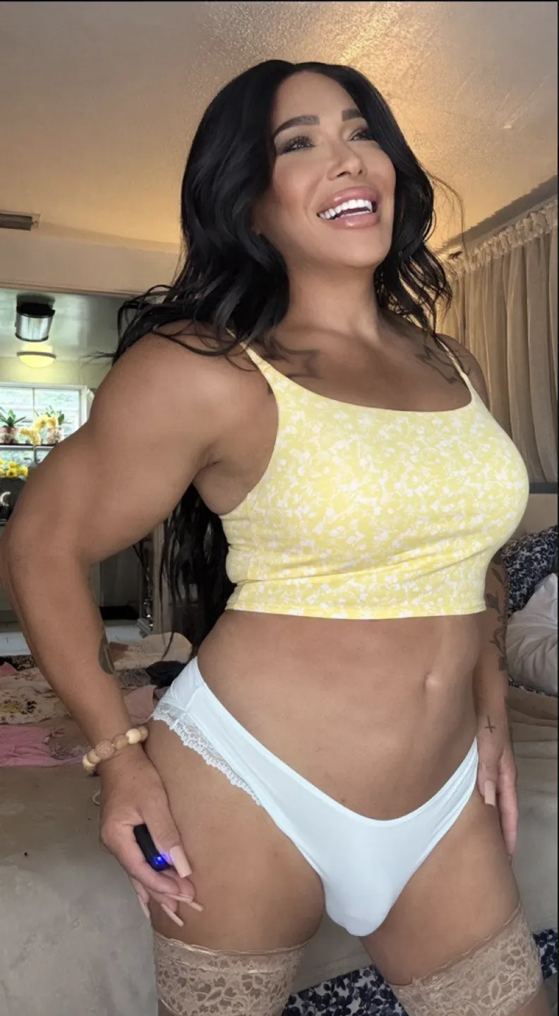 Say YES if u want all my nudes and i do send