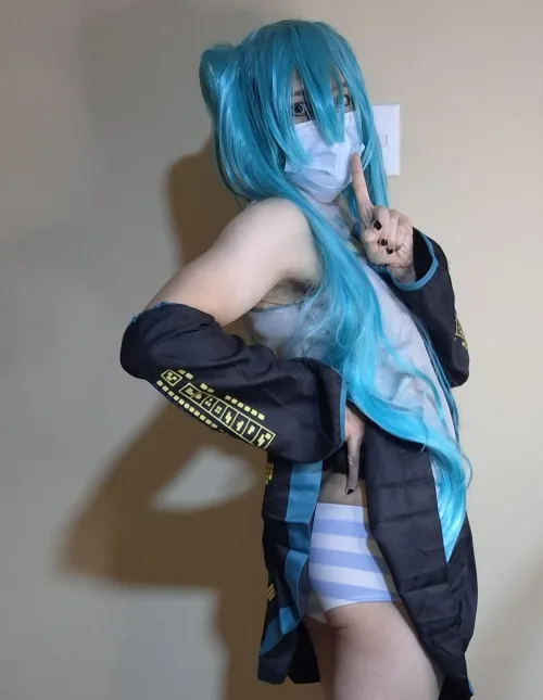 Would u keep it between us? (22)