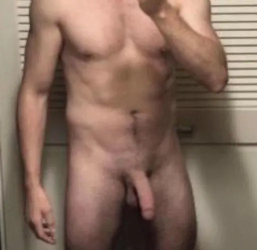 Bi guy in Atlanta looking