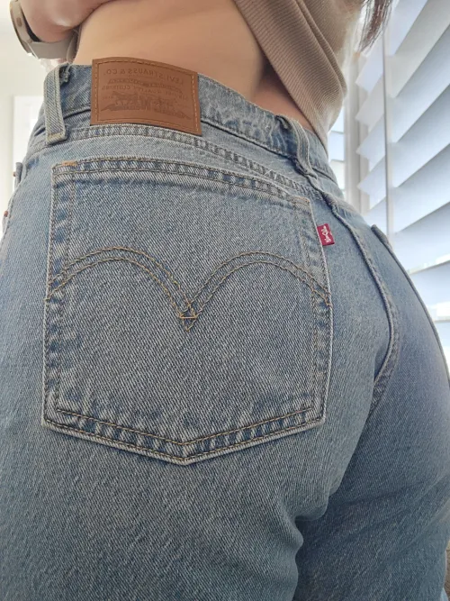 Levi’s have a way of hugging in all the right places…