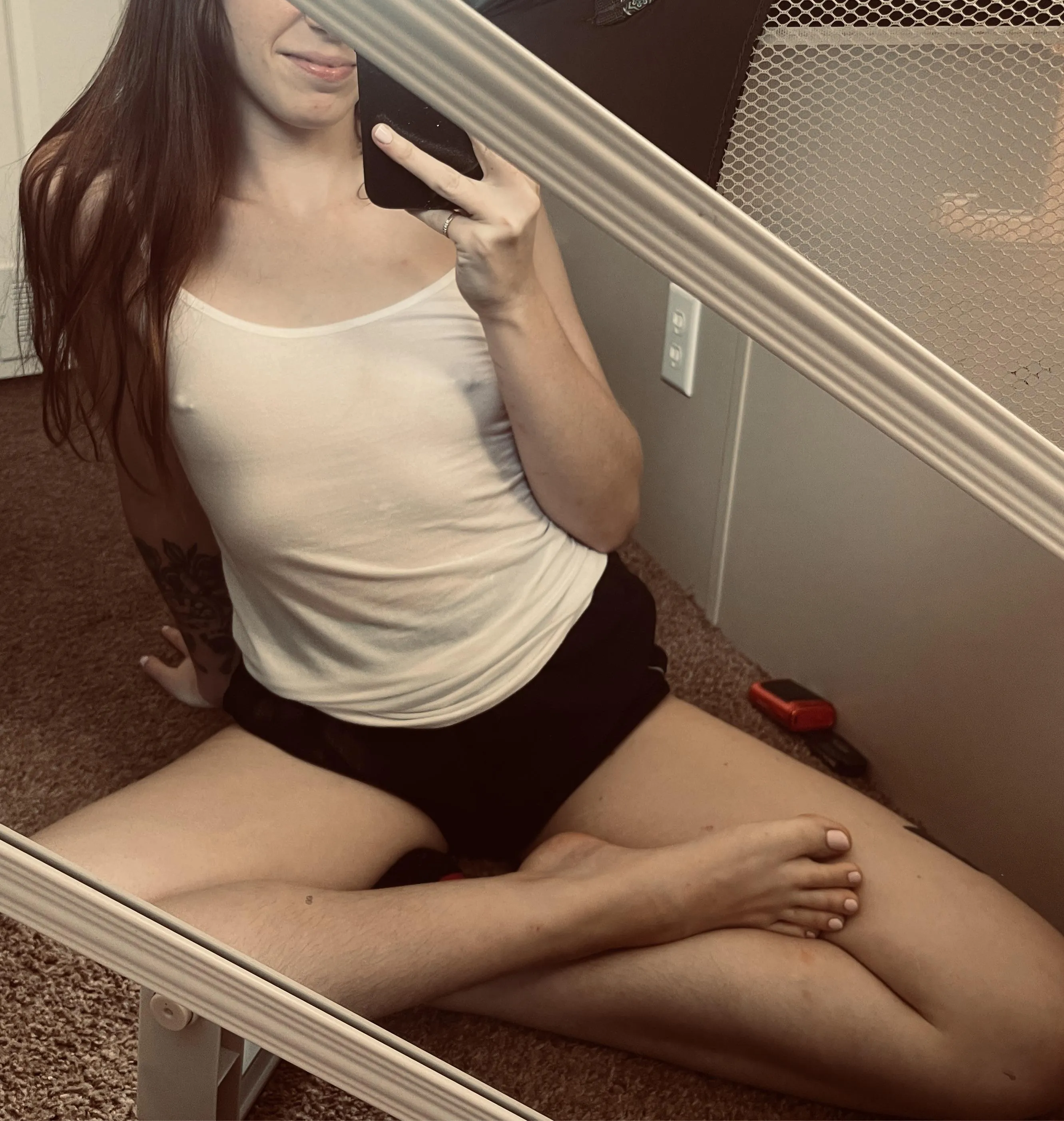 Notice anything different?🤤 look real close and you may see😘 hot tatted and pierced gfe you won’t forget! Feet content and some spicy nude and kink available😈