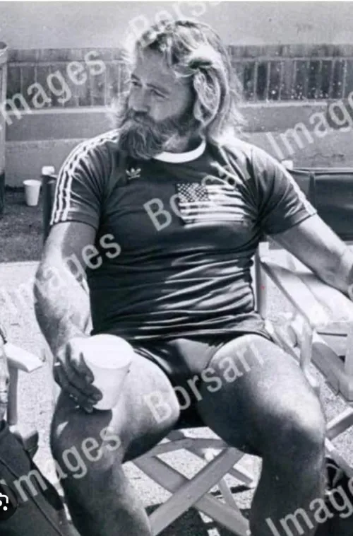 Dan Haggerty - Grizzly Adams.