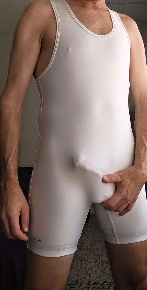 Hey uh coach... I've got a bit of a problem. Can you help?