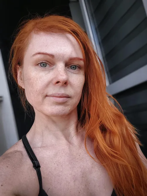 I love my summer freckles [IRTR]