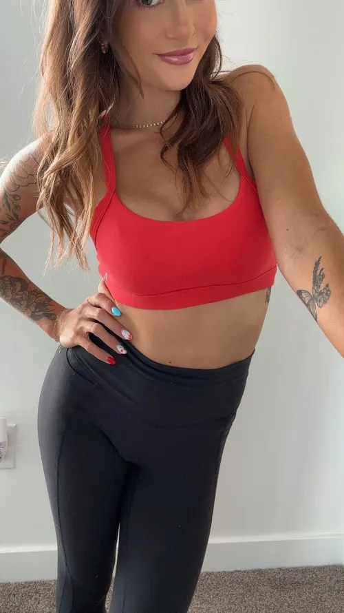 If i said “fuck me daddy”, what would you do about it? 🤤😚