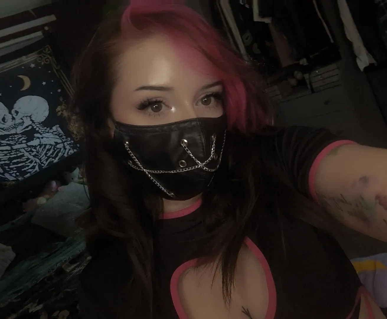 I've had a very naughty evening.. want to hear about it?