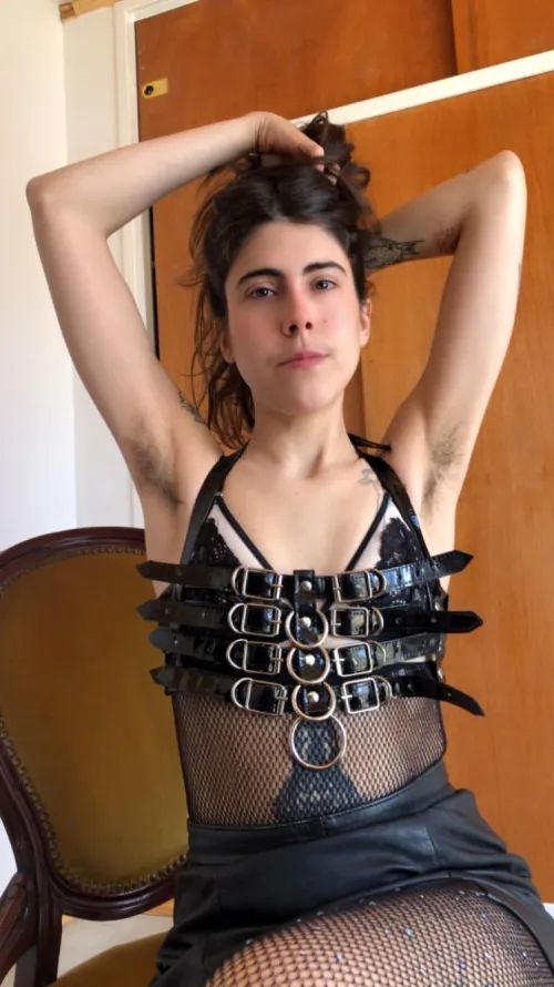 worship the delicious pheromones from my tasty pits