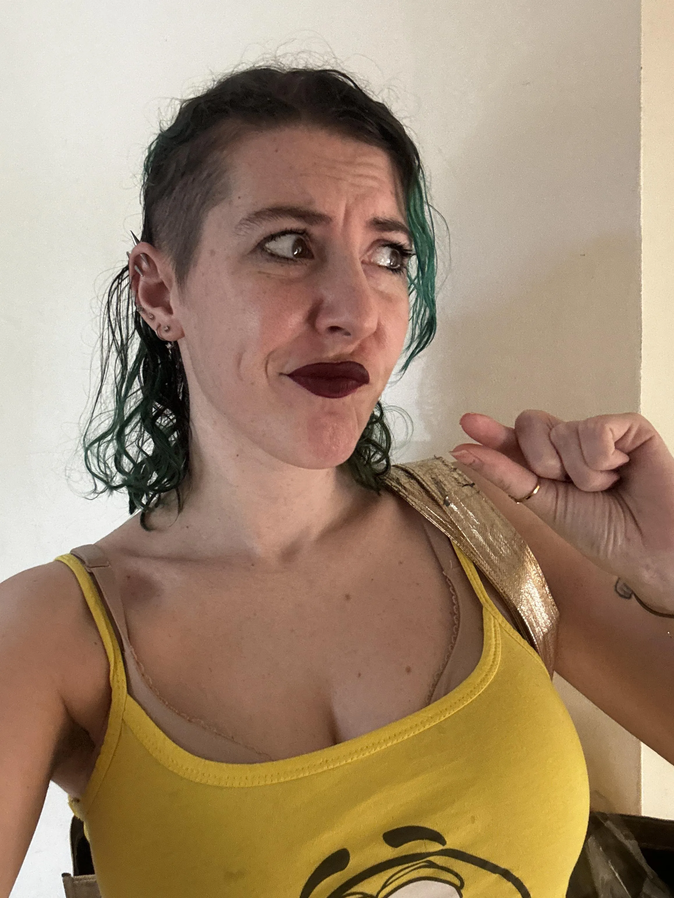 Aww, can fit between my fingers I bet