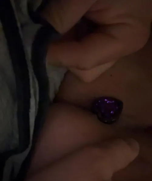 [f] He loves plugging me so when I squirt I pop it out