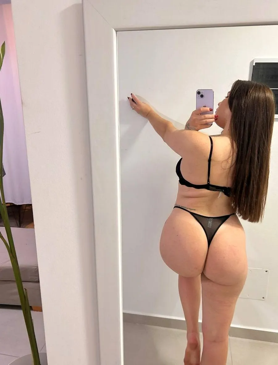 hubby loves when i beg strangers for more, will you make me?