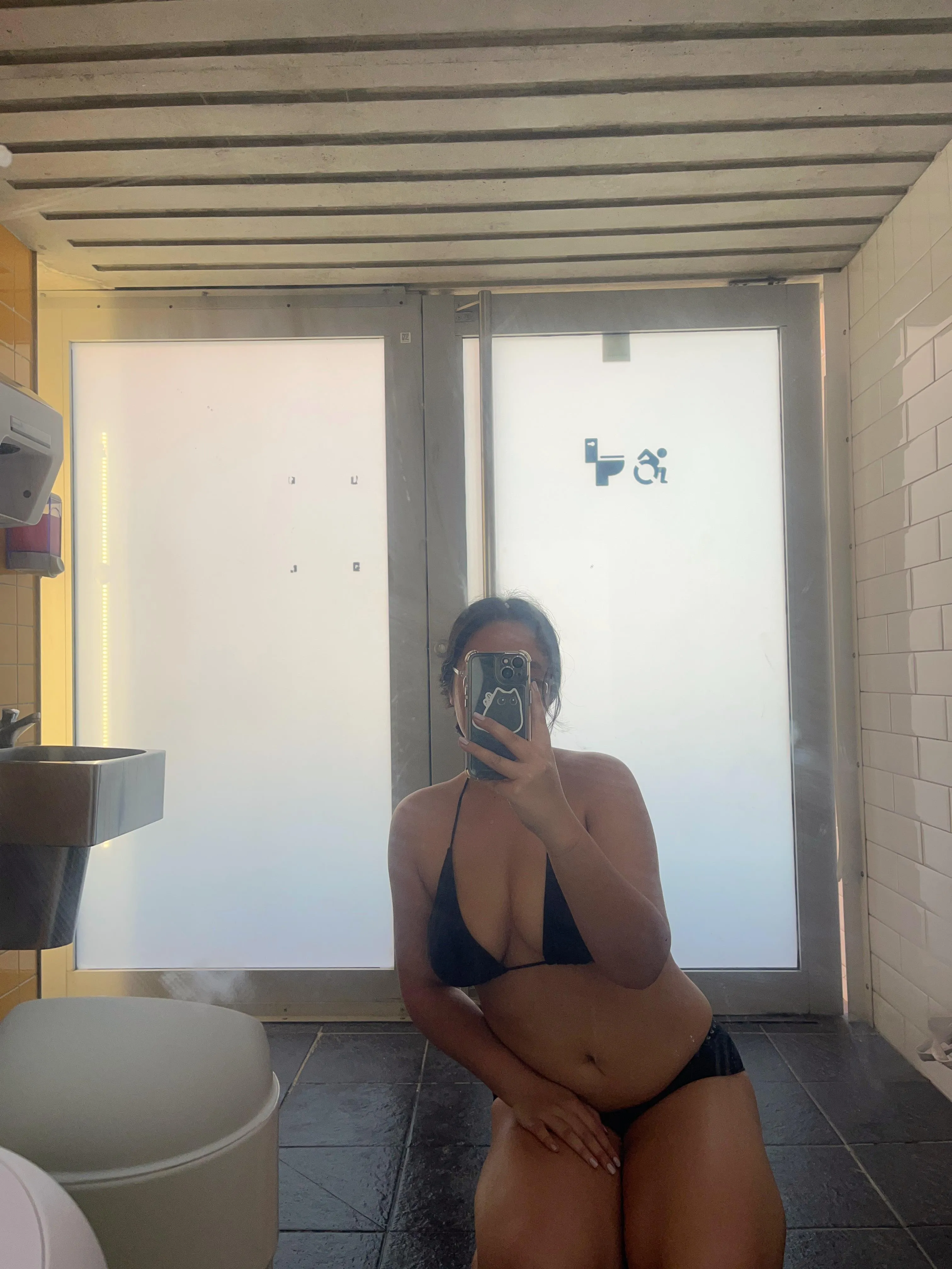 Ready for the beach 🙋🏽‍♀️☀️