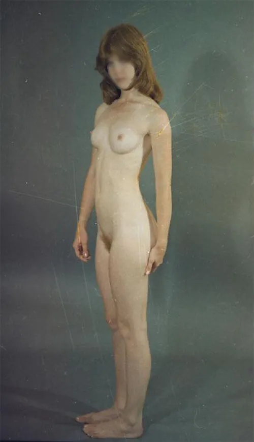 [1976-22] standing on a background paper in front ur apartment