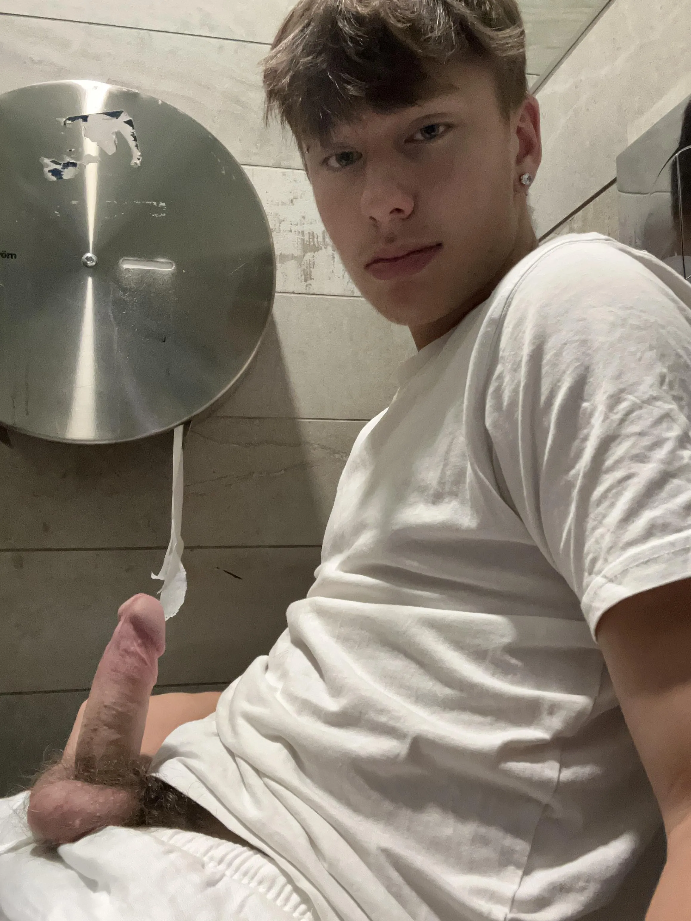 Get on your knees for me..