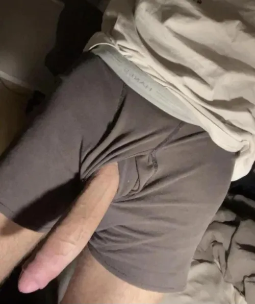 Im so horny i need something to cum on (19)