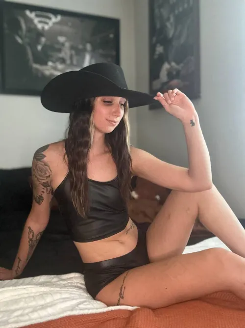 Wanna ride this cowgirl ass tonight?