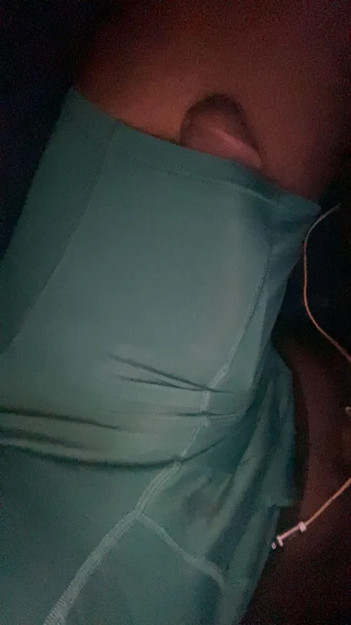 22 Gay looking for bros.