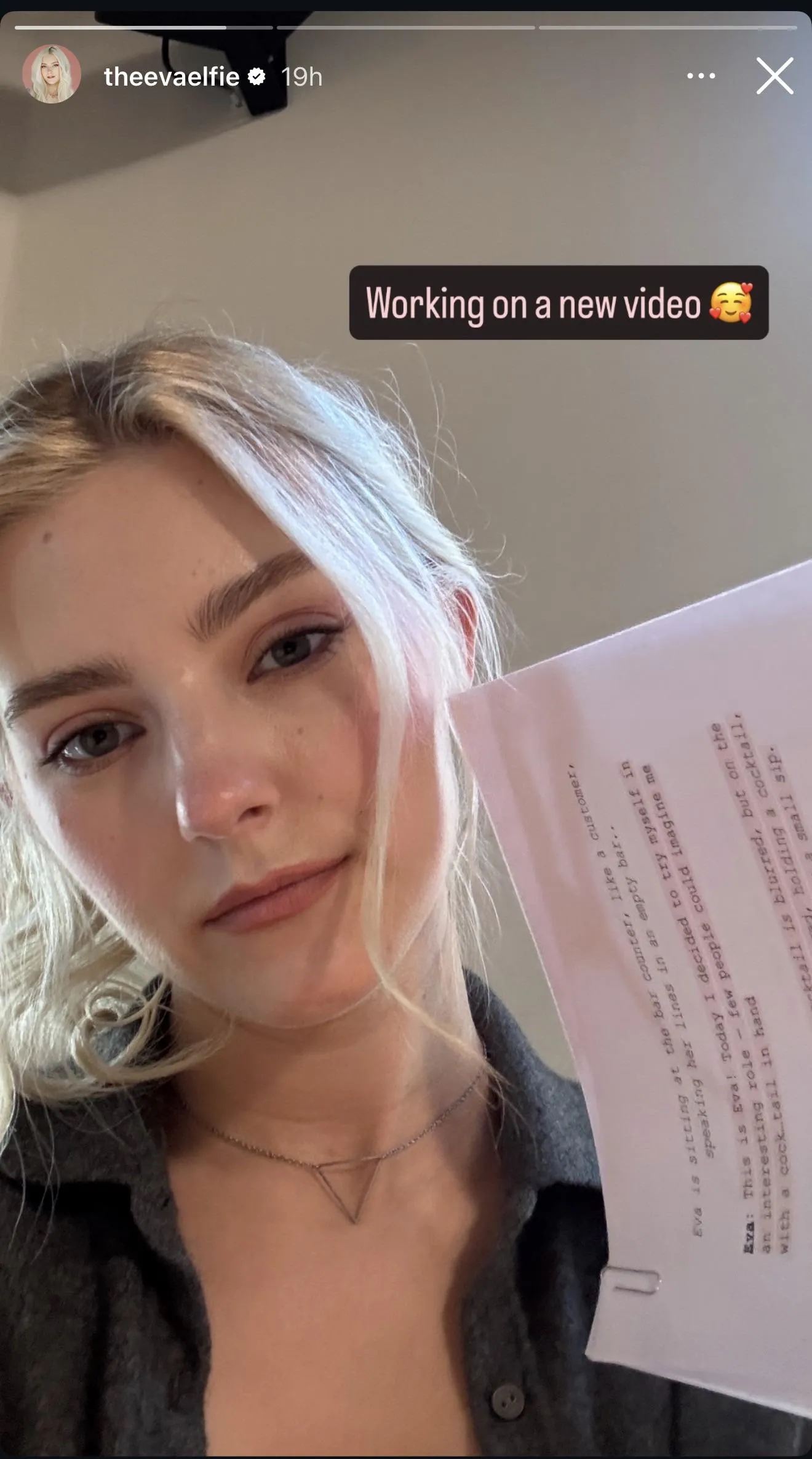 Eva working for a new video?