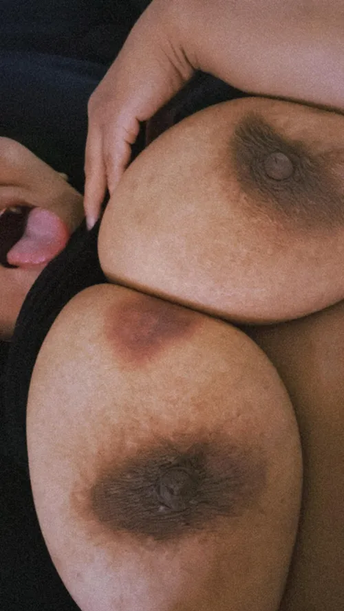 Huge tits wants to cuddle , u in Slc?