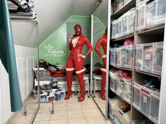 Packing for new shiny adventures 🥳