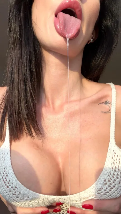 so long that it looks like the screen is broken