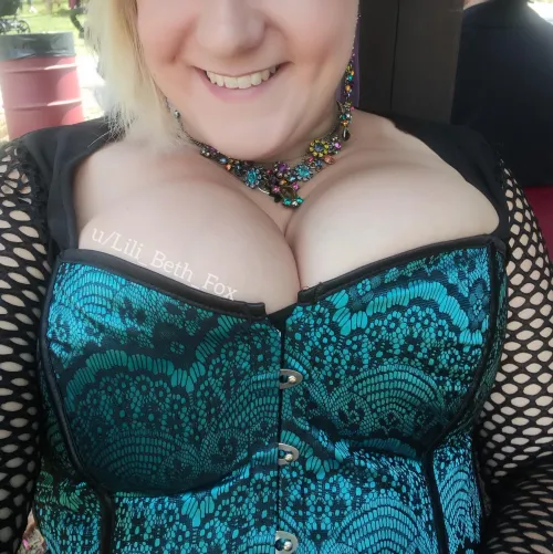The corset I wore to the Ren Faire was turning heads!