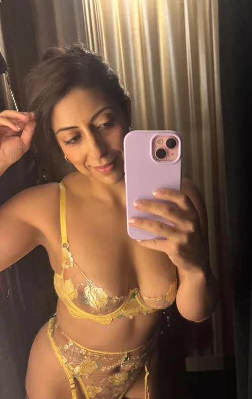 The new Whitney… hope the colour looks ok on me