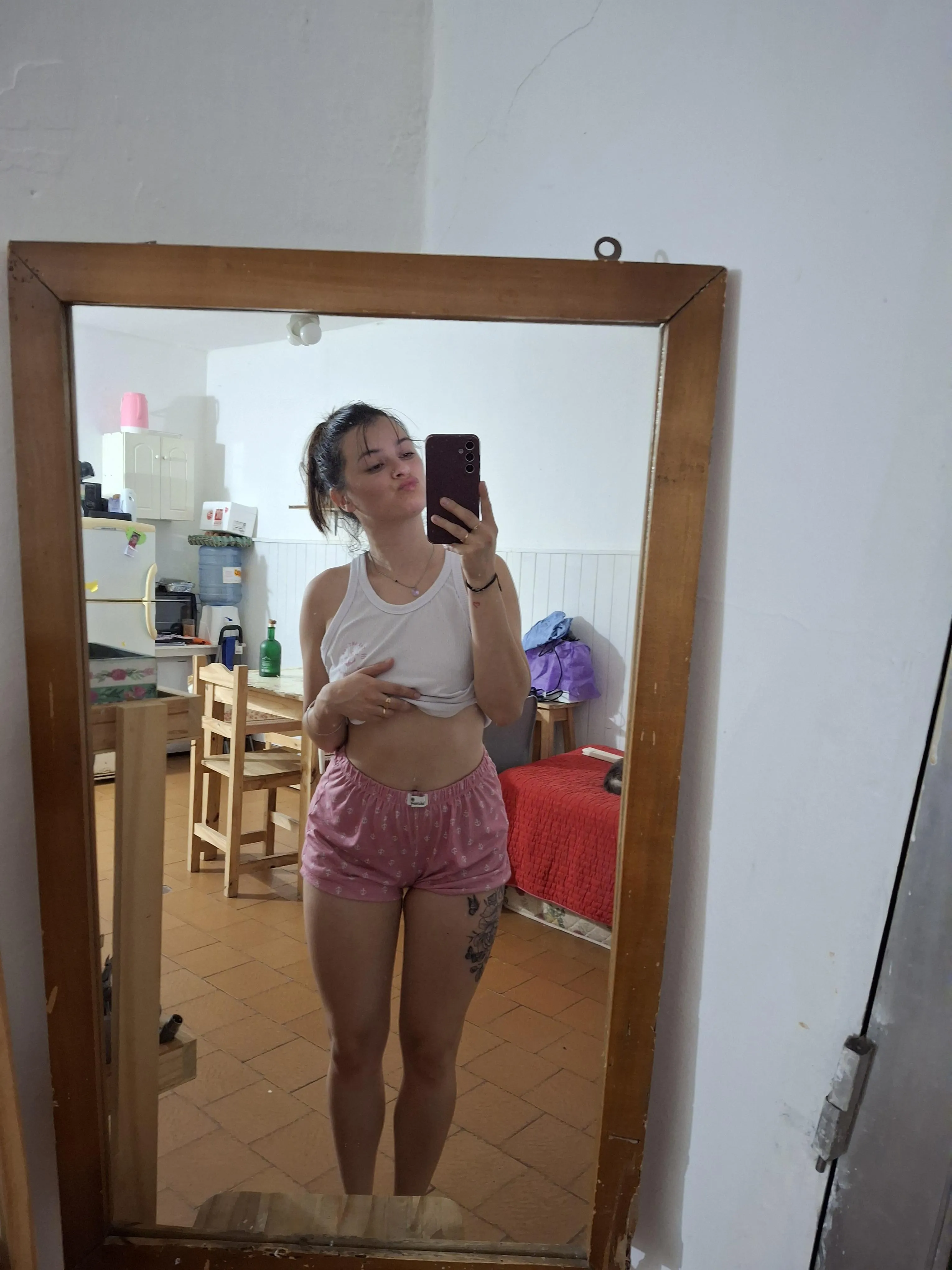 Can you appreciate my hips?