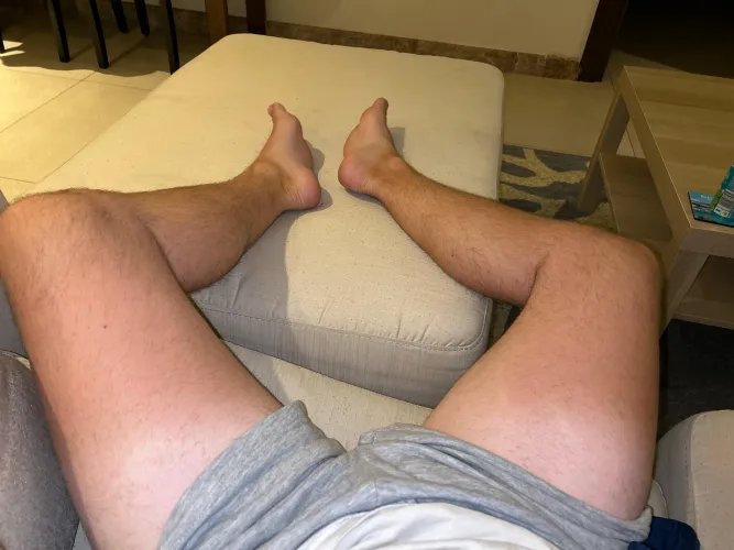 Come sniff my stinky feet