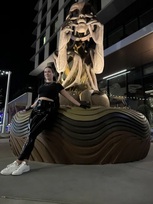 Found this crazy sculpture… which stands out more?