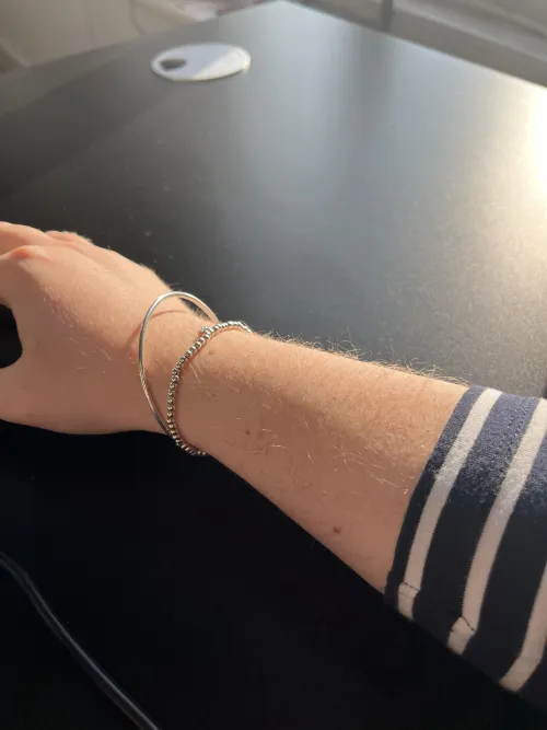 Missing the sunshine! 🌞 [arms]