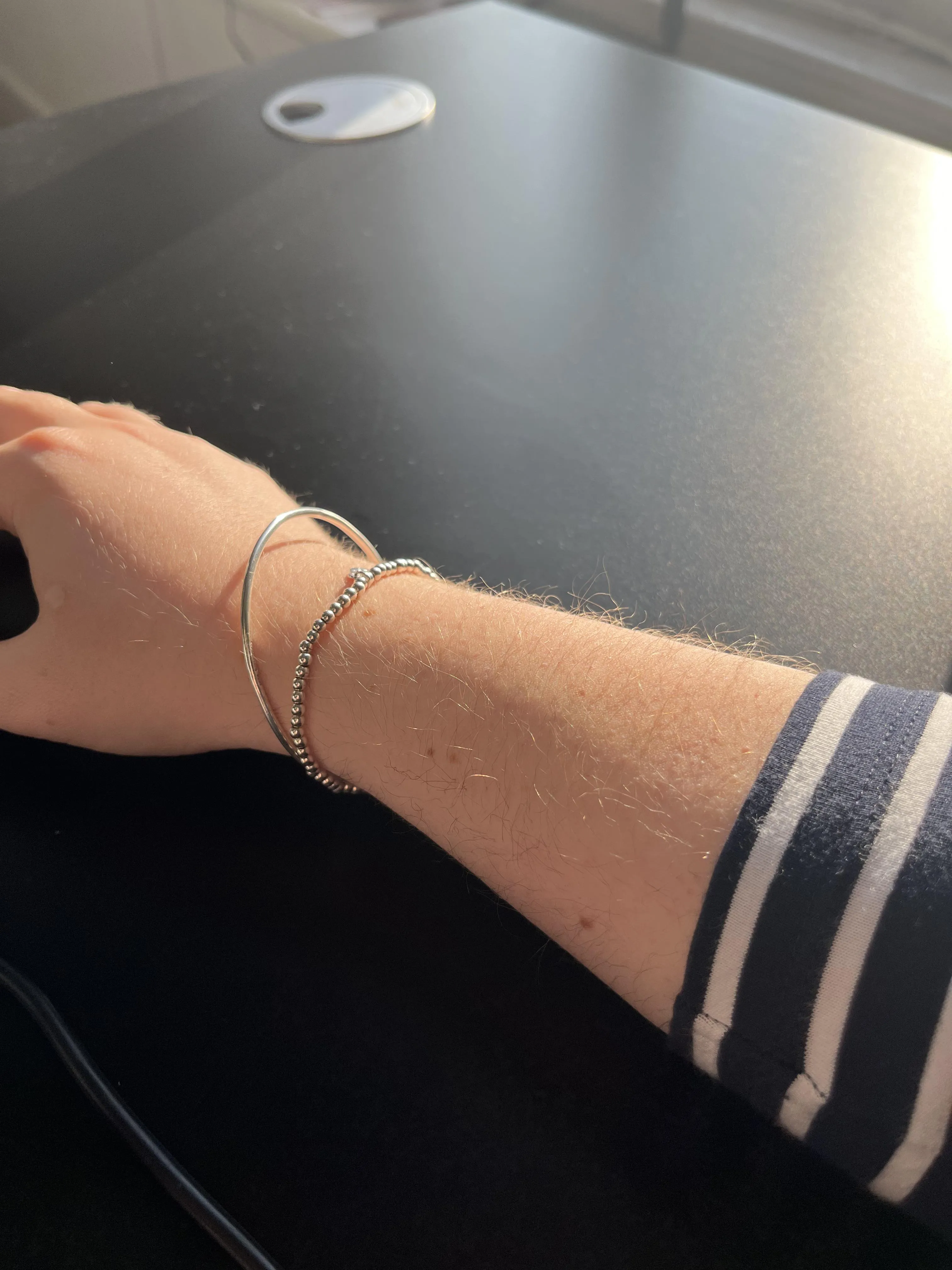 Missing the sunshine! 🌞 [arms]